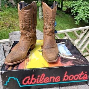 Leather Cowboy boots 👢